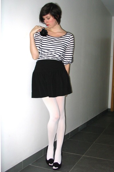 White Skirt Black Tights 81