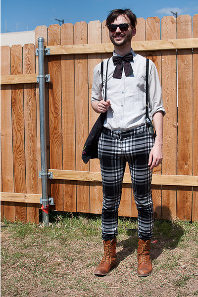 lace up vintage boots - vintage shirt - H&M tie - plaid pants