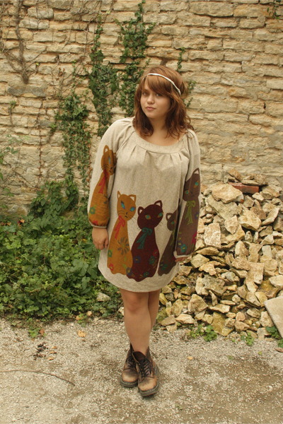 doc marten brown shoes