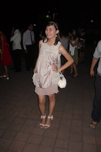 silver dress gold shoes