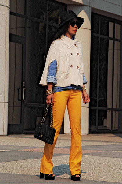 gap yellow pants