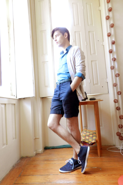 dark green crocodile print vintage belt - navy Zara shoes - teal Zara shirt