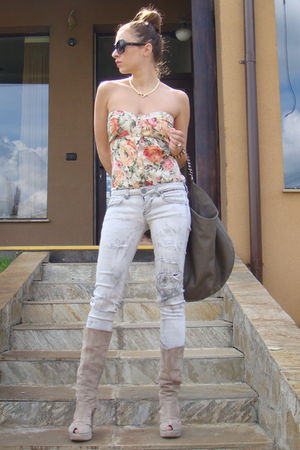 Gray Bershka Jeans - How to Wear and Where to Buy | Chictopia