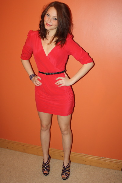 red dress wedges