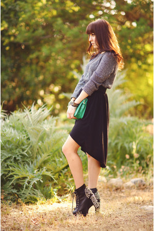 black spiked Jeffrey Campbell boots - silver metallic H&M sweater