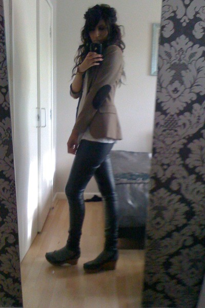 brown blazer - black pants - gray Topshop socks - Faith shoes