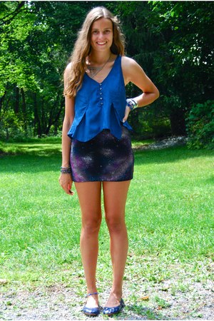 black mmddyyy skirt - navy Gap flats - navy J Crew top - blue gifted bracelet