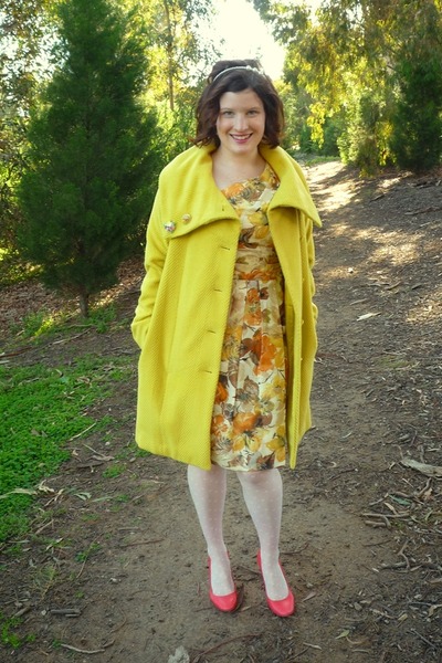 yellow tights target