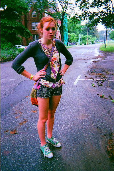 green converse style