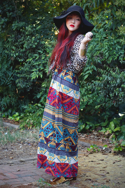 red Marshalls dress - gold two tone Nine West shoes - black Forever 21 hat