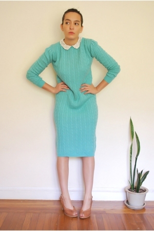 thrifted vintage dress - thrifted vintage shoes