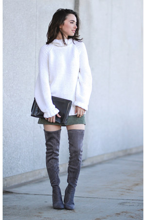 charcoal gray boots
