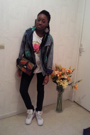 reebok classic with jeans