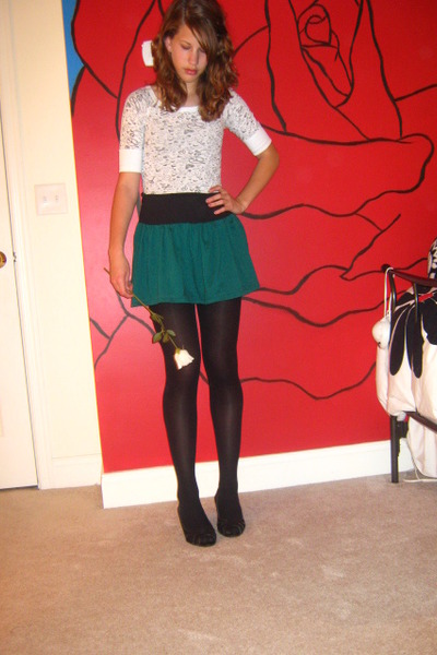 Skirts Macys Shoes Simply Vera Wang Tights Her Tears Like