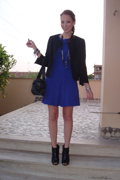 blue dress black blazer