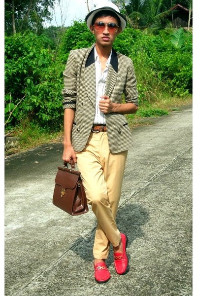 ferragamo master loafer