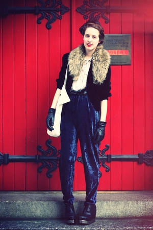 H&M shirt - vintage blazer - vintage pants - H&M headband accessories - JC for L