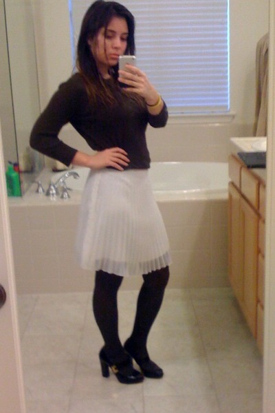 White Skirt Black Tights 110