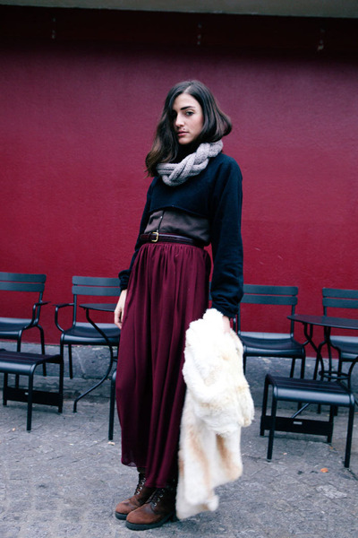 leather steak knife guard