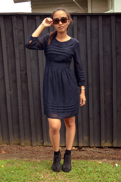 black boots with navy dress