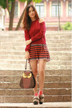  Sweater Dress on Ruby Red Clogs   How To Wear And Where To Buy   Chictopia