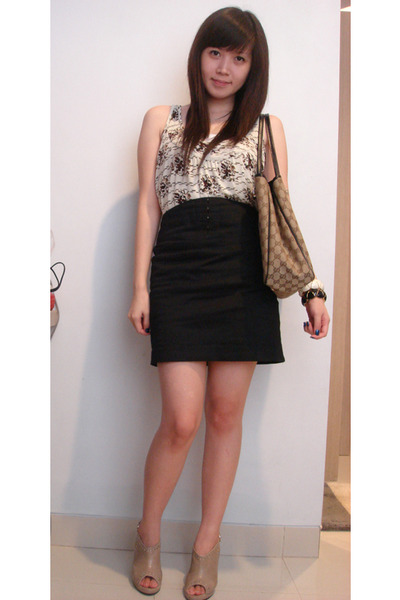 beige cotton on shirt - black skirt - brown shoes - brown purse - black Forever