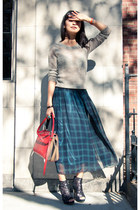 dark green misspouty skirt - beige J Crew sweater