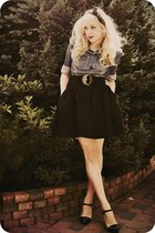 black skirt - blue denim shirt - tan heels