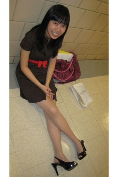Kimchi&Blue dress - Aldo belt - Fioni shoes