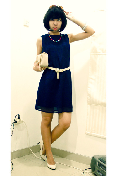 Blue Dress Shoe on Blue Dress White Shoes Brown Glasses 400