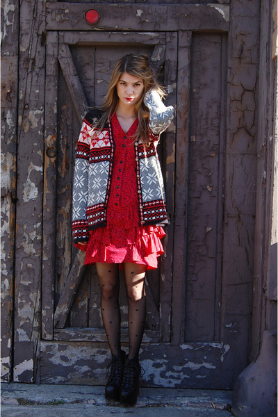 forest green vintage from Rock Paper Vintage sweater - black Forever21 tights - 