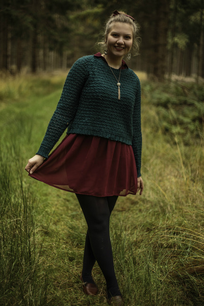 red and green sweater dress
