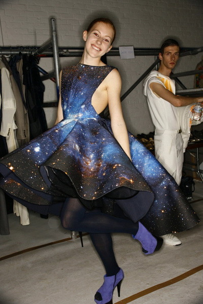 Peaches Prom Dresses 2011 on Black Setareh Mohtarez Dresses    Twilight Galaxy  By Sequinpeaches