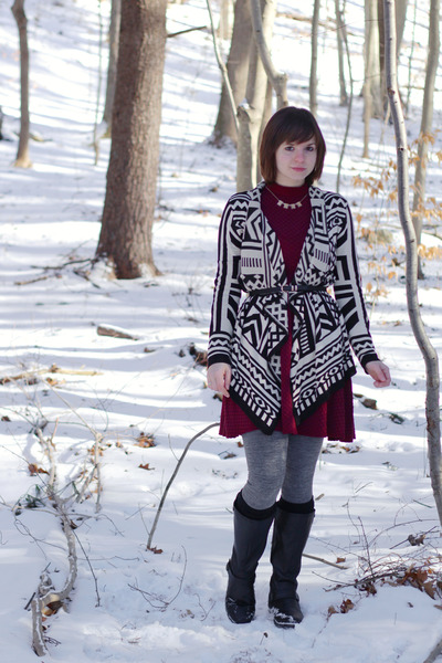 maroon dress with black boots