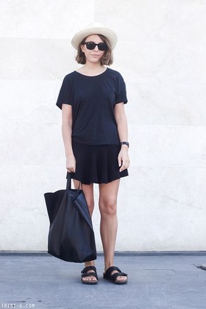 black ray-ban sunglasses - cream JCrew hat - dark gray acne t-shirt