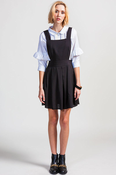 pleated pinafore