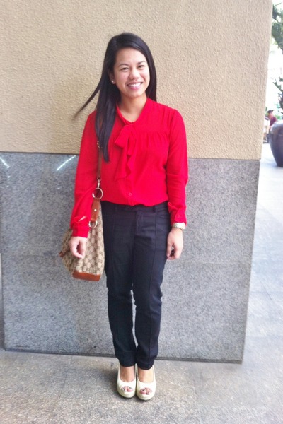 Red blouse and black pants Clearance