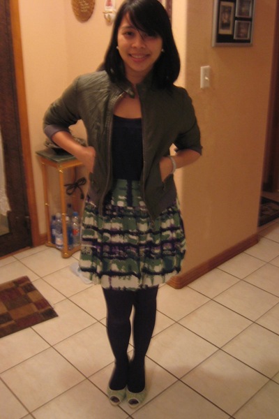 purple banana republic tights